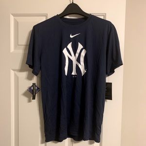 NWT Nike Dry Fit T-Shirt with Yankee Logo